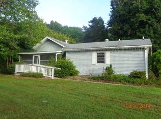 258 Raines Tavern Rd, Farmville, VA 23901