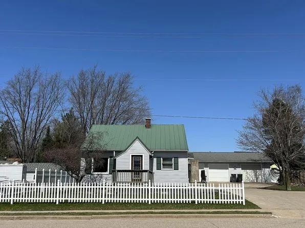 1216 MAIN STREET, Junction City, WI 54443