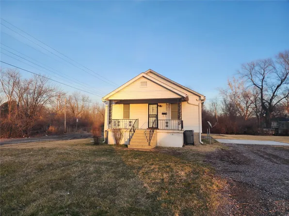 754 60th Estate St, East Saint Louis, IL 62203