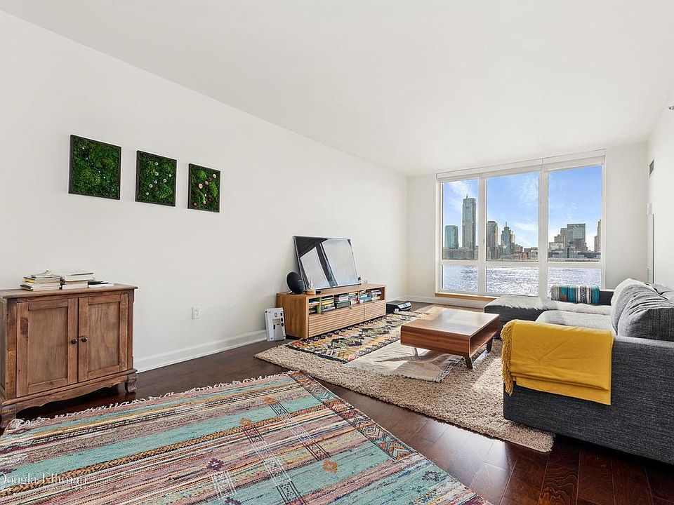 1st image of 20 River Ter APT 14H