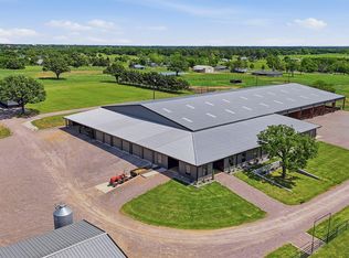 1643 Roland Rd, Whitesboro, TX 76273