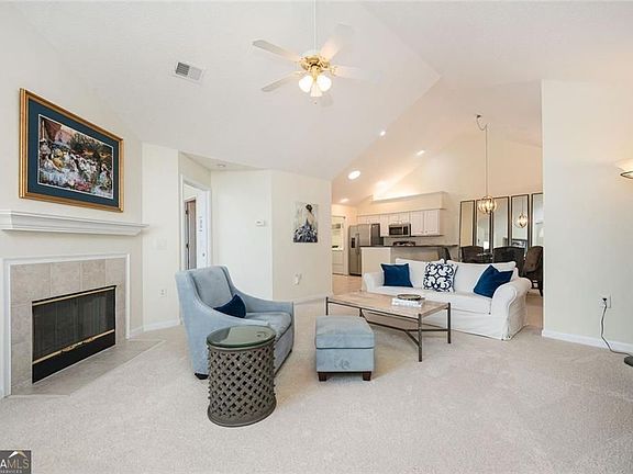 5th image of 3097 Oakside Cir