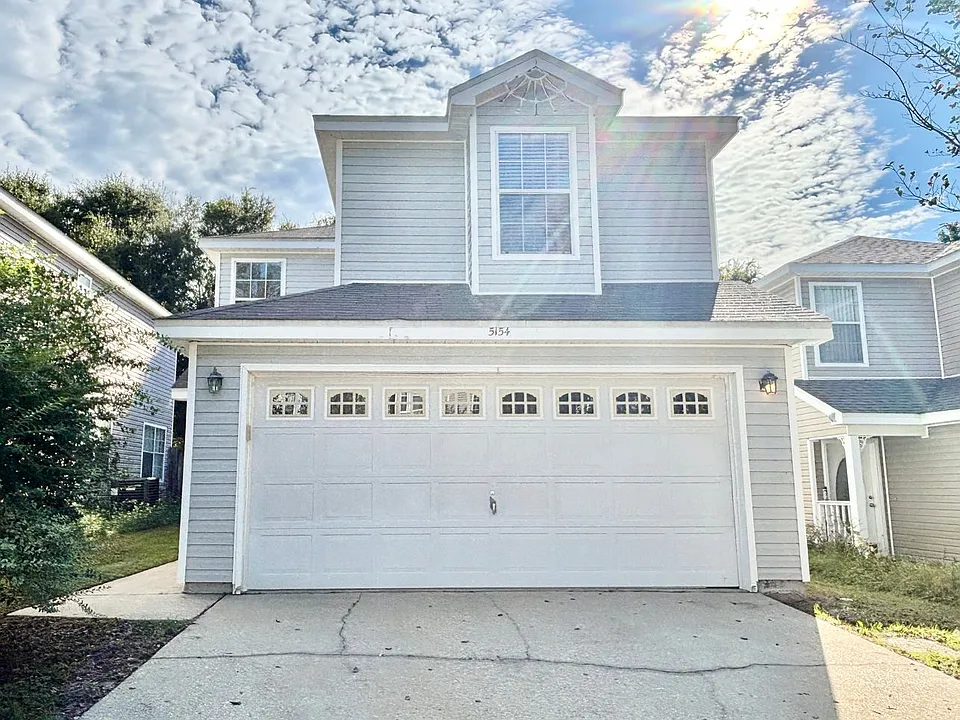 5154 Victoria Dr