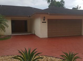 9810 SW 16th St, Hollywood, FL 33025