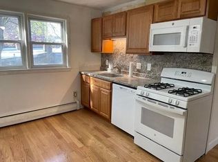 65 Fairmount Ave APT 2, Hyde Park, MA 02136
