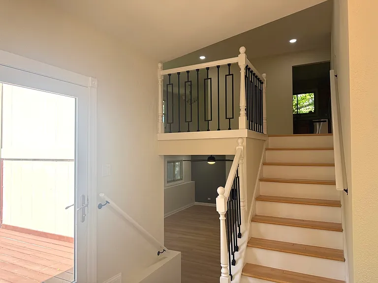 425 Carriage Hill Rd — Photo 5