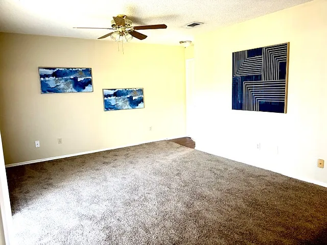 125 NE Johnson Ave #26 — Photo 7