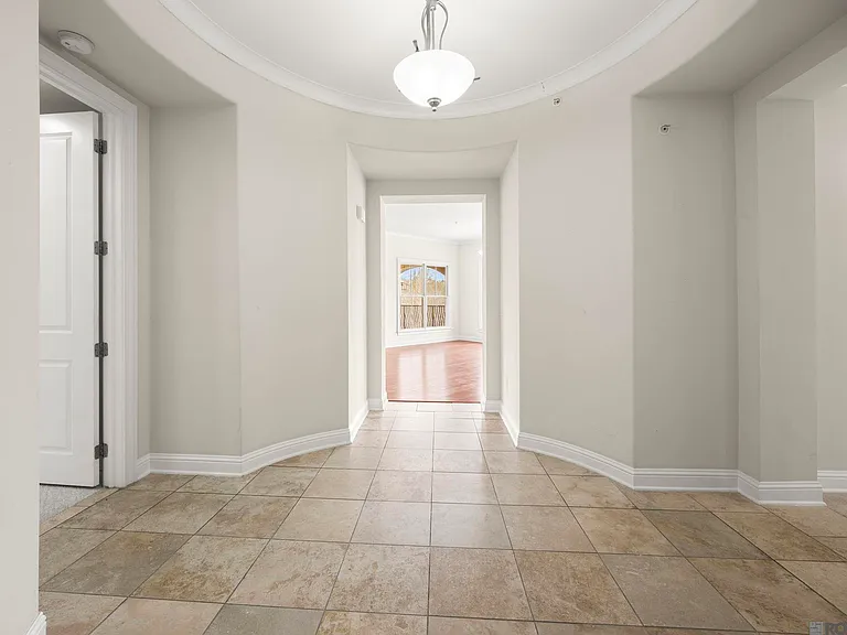 998 Stanford Ave #303 — Photo 10
