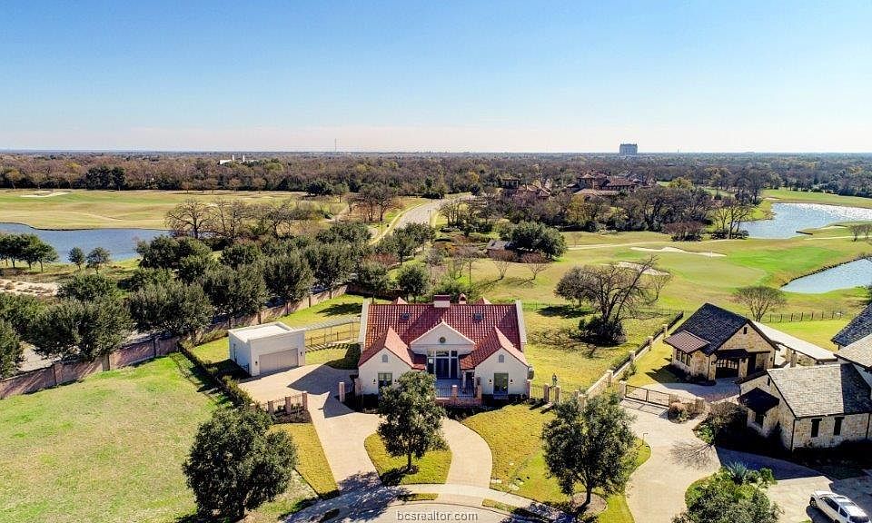 1st image of 4817 Miravista Ct