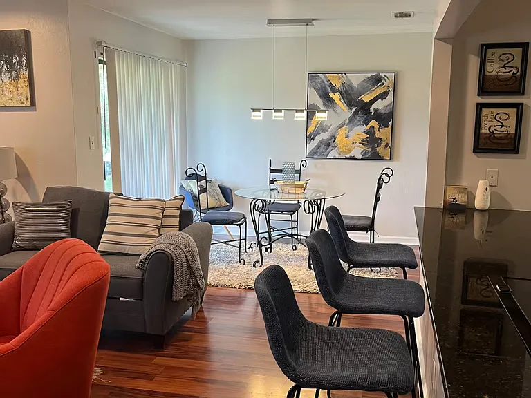1337 Airport Dr #G2 — Photo 1