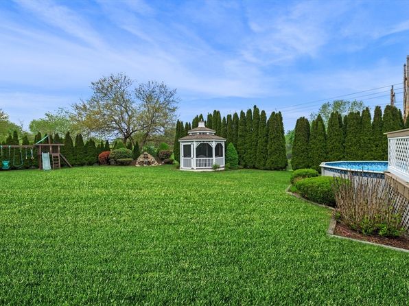 12 Jacobs Ave, Danvers, MA 01923