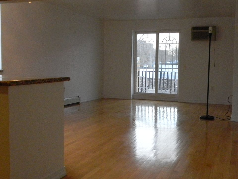 2nd image of 9718 Fort Hamilton Pkwy APT 4C