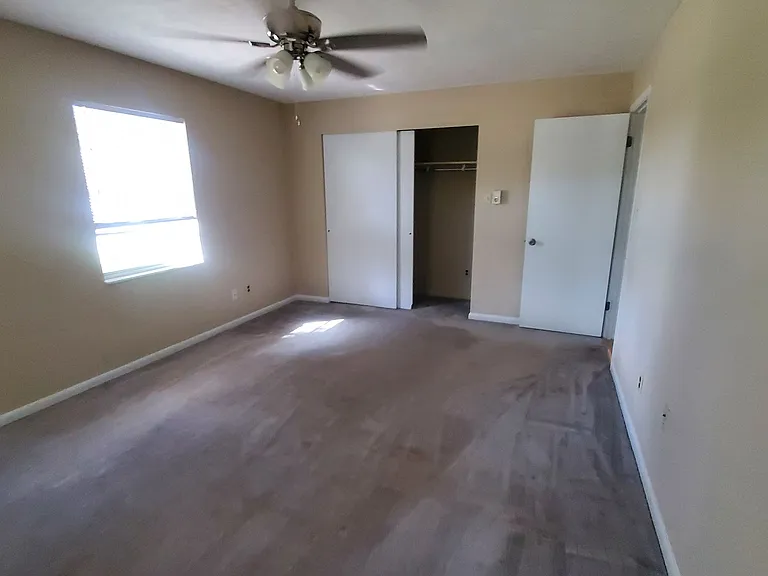 8503 SW 203rd Ct — Photo 23
