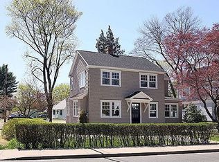 42 Middlesex Rd, Darien, CT 06820
