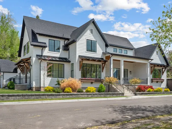 645 S Arts Park Way E, Springville, UT 84663