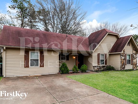 2nd image of 2786 Dromedary Dr