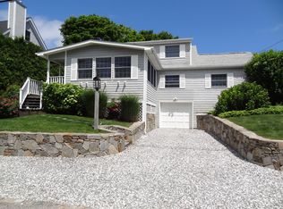 140 Treasure Rd, Narragansett, RI 02882
