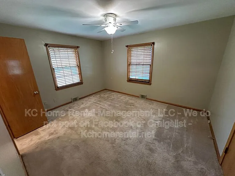 5423 Ballentine St — Photo 20