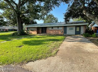 4114 South Dr, New Iberia, LA 70563