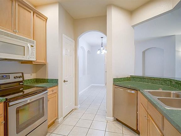 4th image of 3351 Whitestone Cir Unit 101