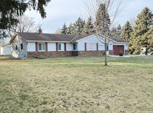 565 Amy Belle Rd, Colgate, WI 53017