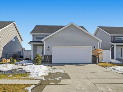 2733 Divide St W, West Fargo, ND, 58078