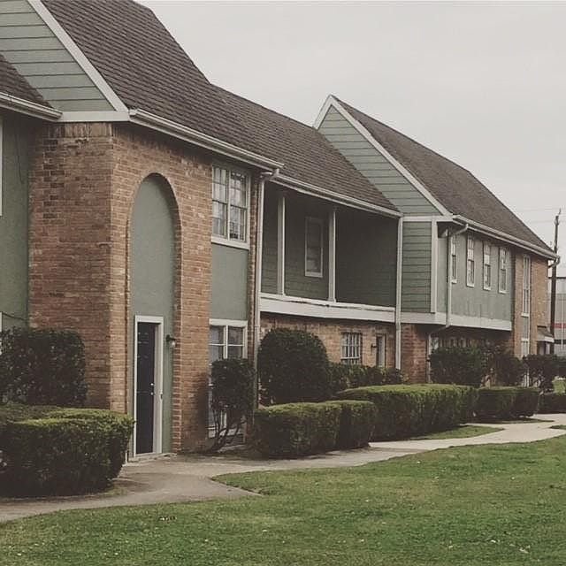 $200 off 1st Month's Rent!