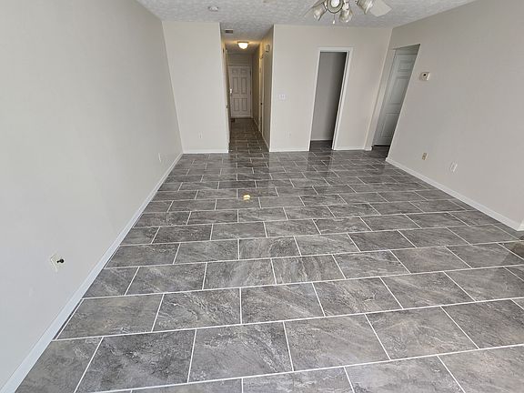 2nd image of 3327 Edison Dr
