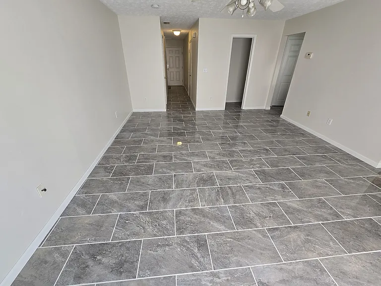 3327 Edison Dr — Photo 2