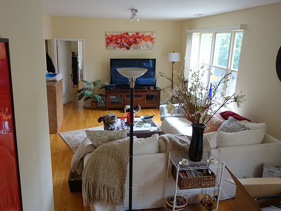 5th image of 4700 N Monticello Ave APT 303