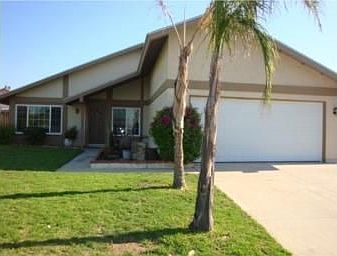 1st image of 2051 E Caroline Dr