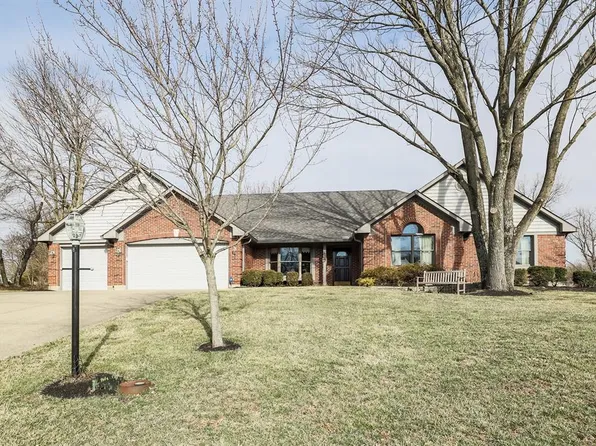 201 Buckeye St E, Belle Center, OH 43310