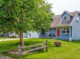 708 2nd St NW, State Center, IA 50247