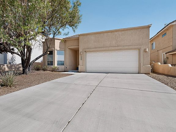 4th image of 8008 Oso Rico Rd NE