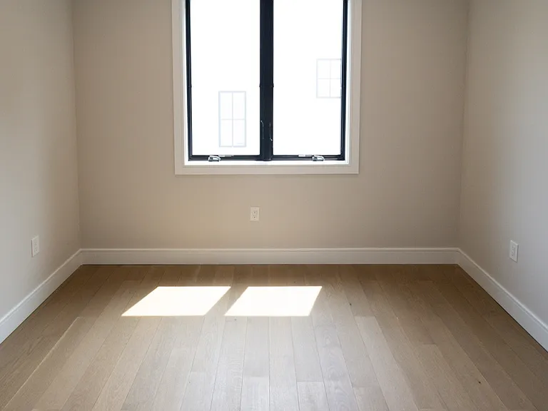 37 George St — Photo 24