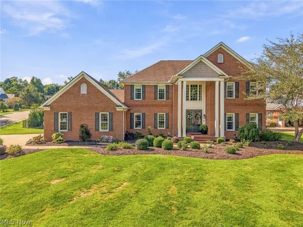 5411 Bridgecreek Ave NW, Canton, OH 44718