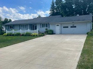 896 Ridge Rd, Ashland, OH 44805