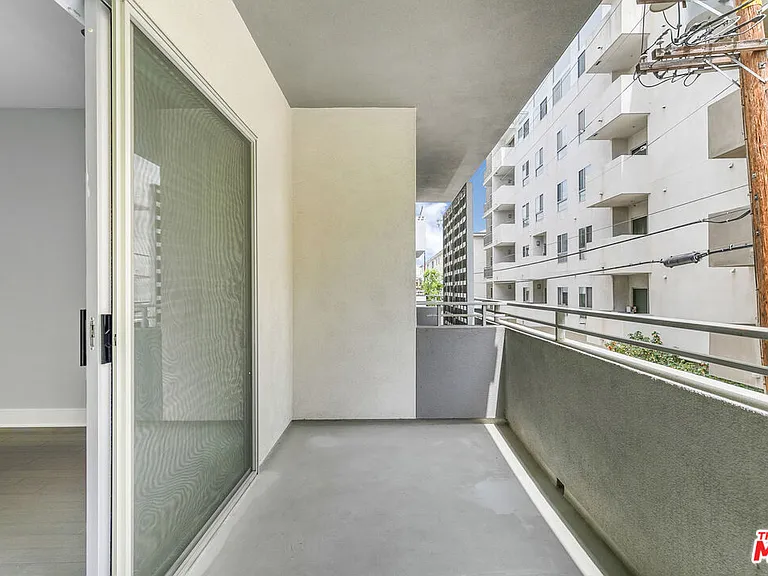 1730 Sawtelle Blvd #208 — Photo 11