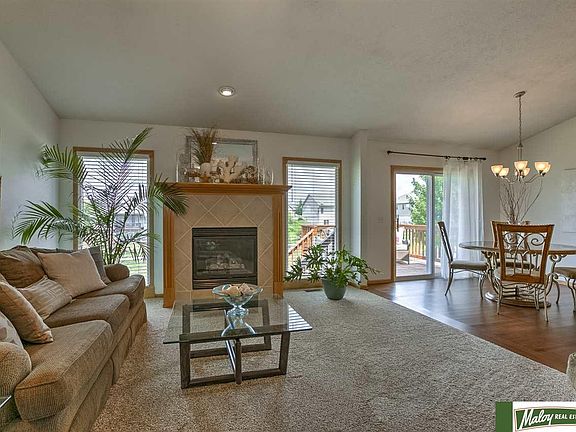 4th image of 21206 Schofield Dr