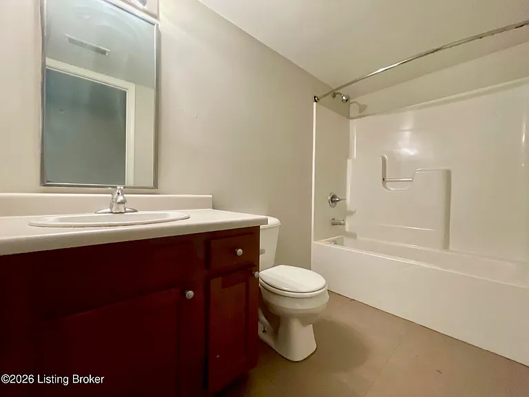 3546 Brockton Ln #5 — Photo 6