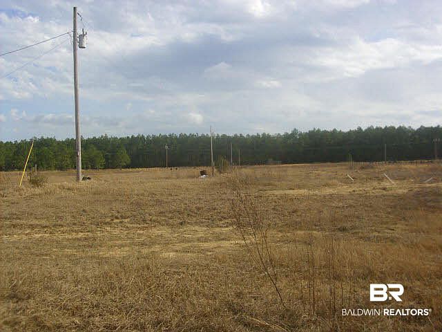 1st image of 17501 Prochazka Ln