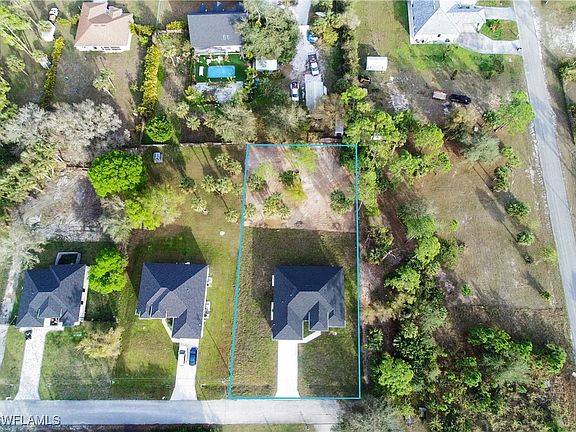 5th image of 400 Desoto Ave