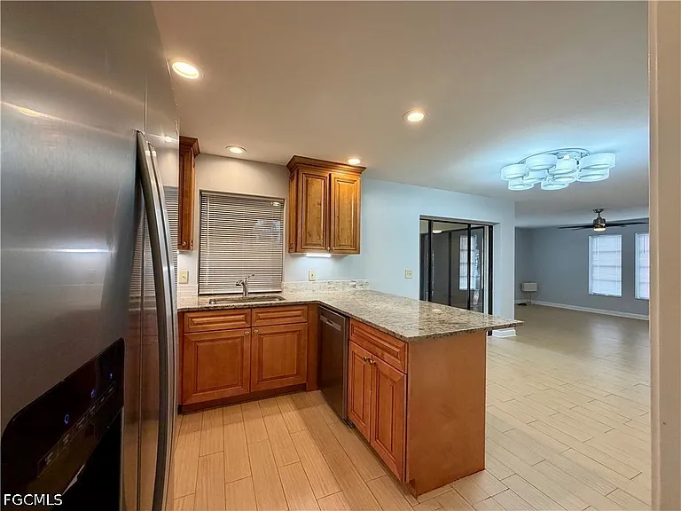 17020 Golfside Cir #104 — Photo 38