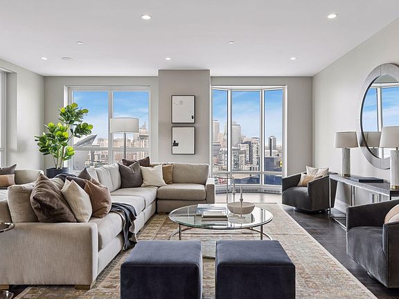 2nd image of 1111 W River Pkwy #21B