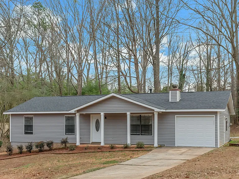 321 Summerwood Ln — Photo 1