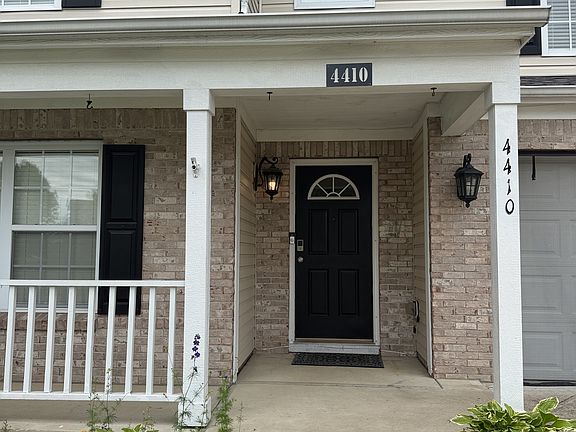 3rd image of 4410 Viva Ln