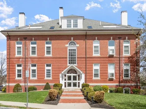 66 Haskell St APT 1N, Beverly, MA 01915