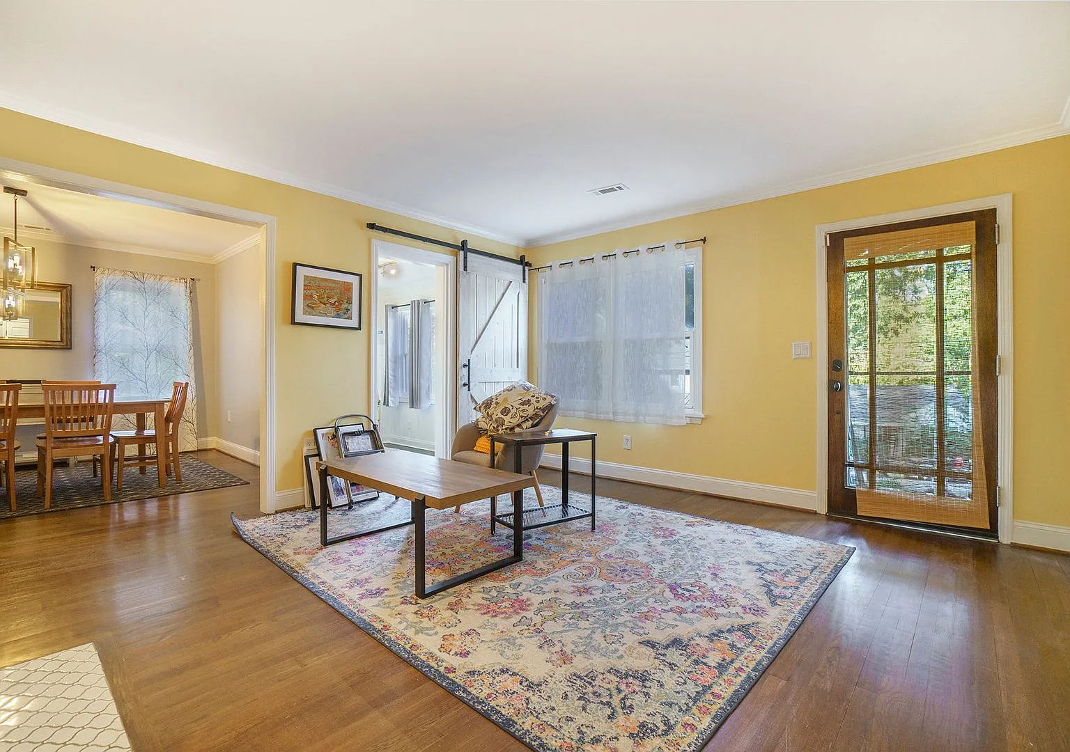 39 Lakeview Drive NE, Atlanta GA 30317 — Photo 2