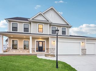 N55W19345 Red Crown Ln LOT 25, Menomonee Falls, WI 53051