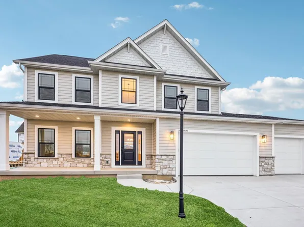 N55W19345 Red Crown LANE #Lt25, Menomonee Falls, WI 53051